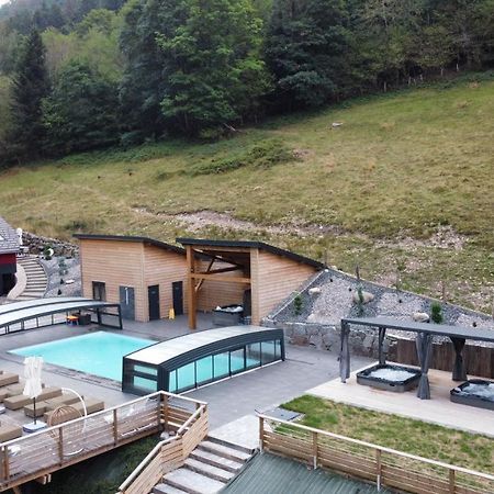 La Ferme De Rochesson, Jacuzzis & Piscine Commune 外观 照片