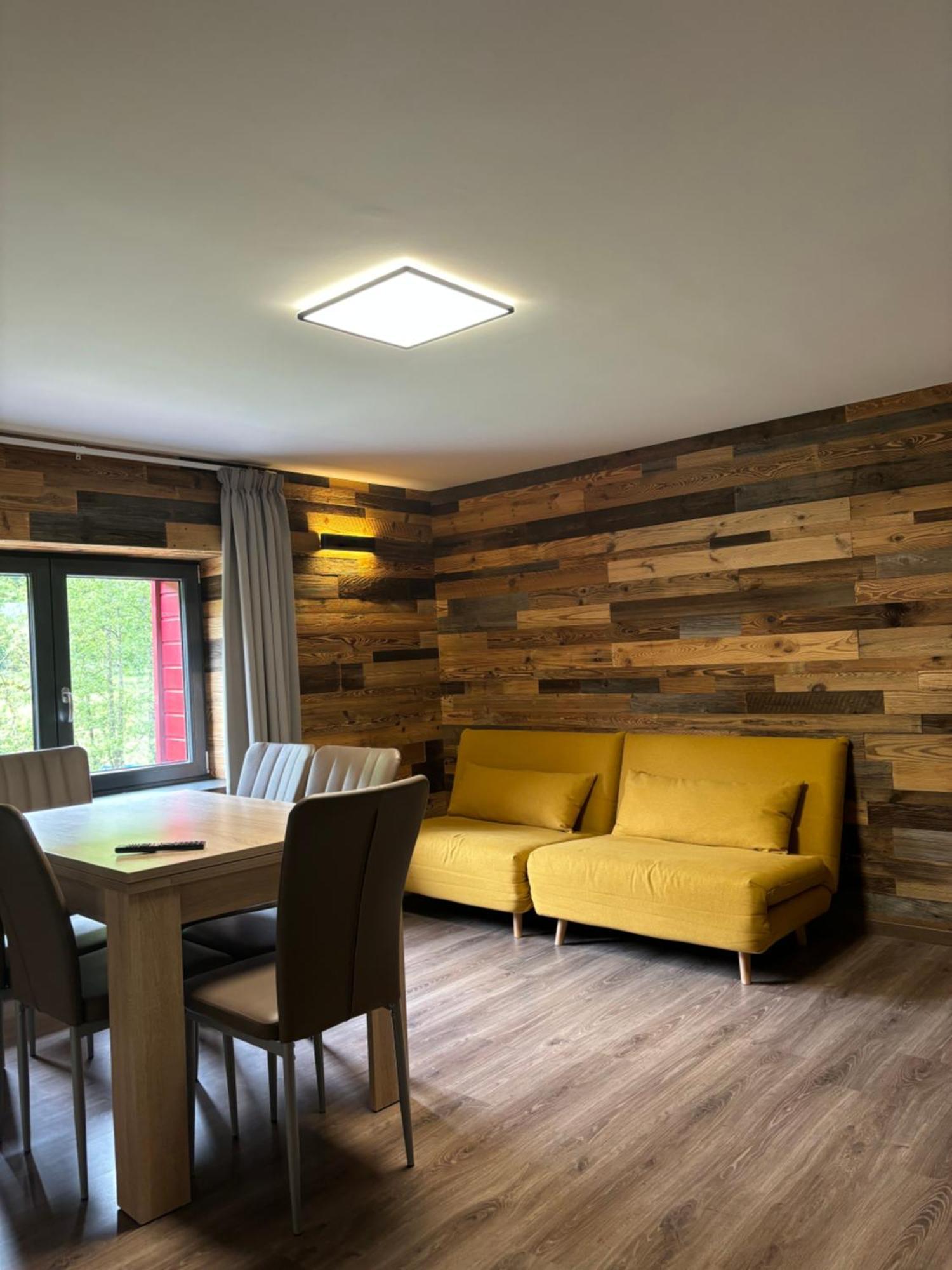 La Ferme De Rochesson, Jacuzzis & Piscine Commune 外观 照片