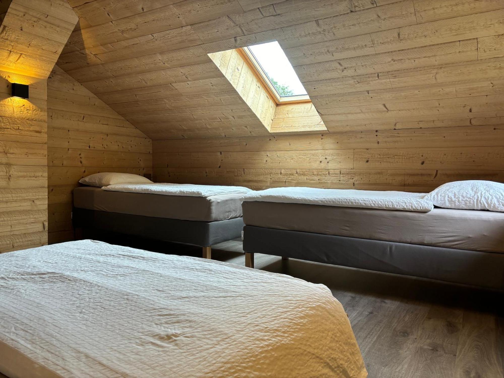 La Ferme De Rochesson, Jacuzzis & Piscine Commune 外观 照片