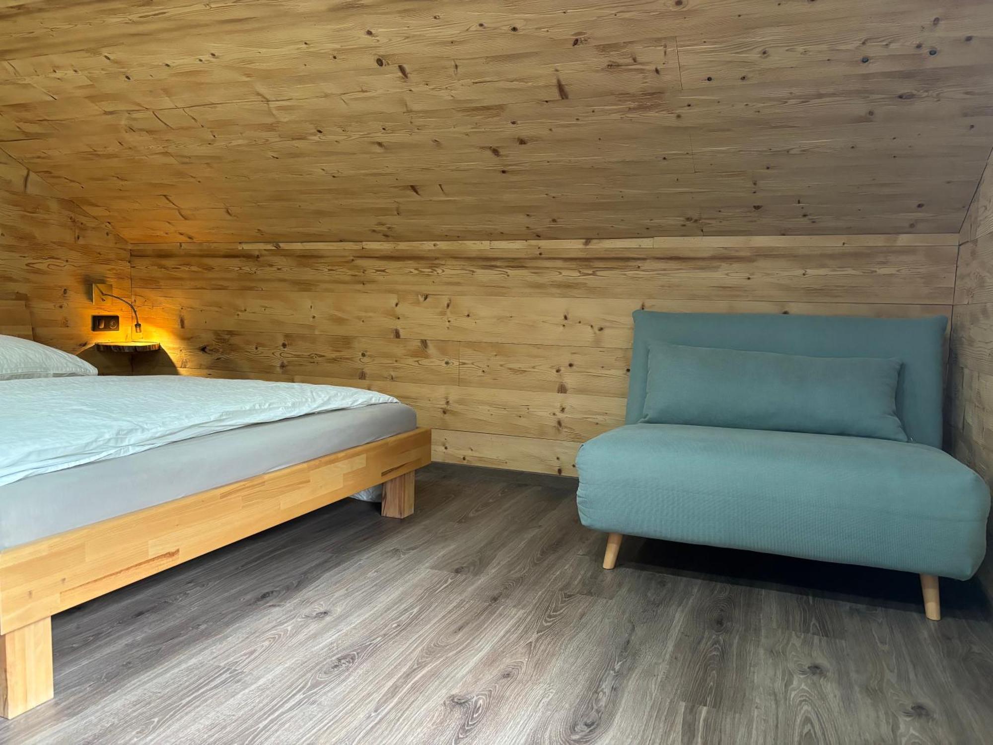 La Ferme De Rochesson, Jacuzzis & Piscine Commune 外观 照片