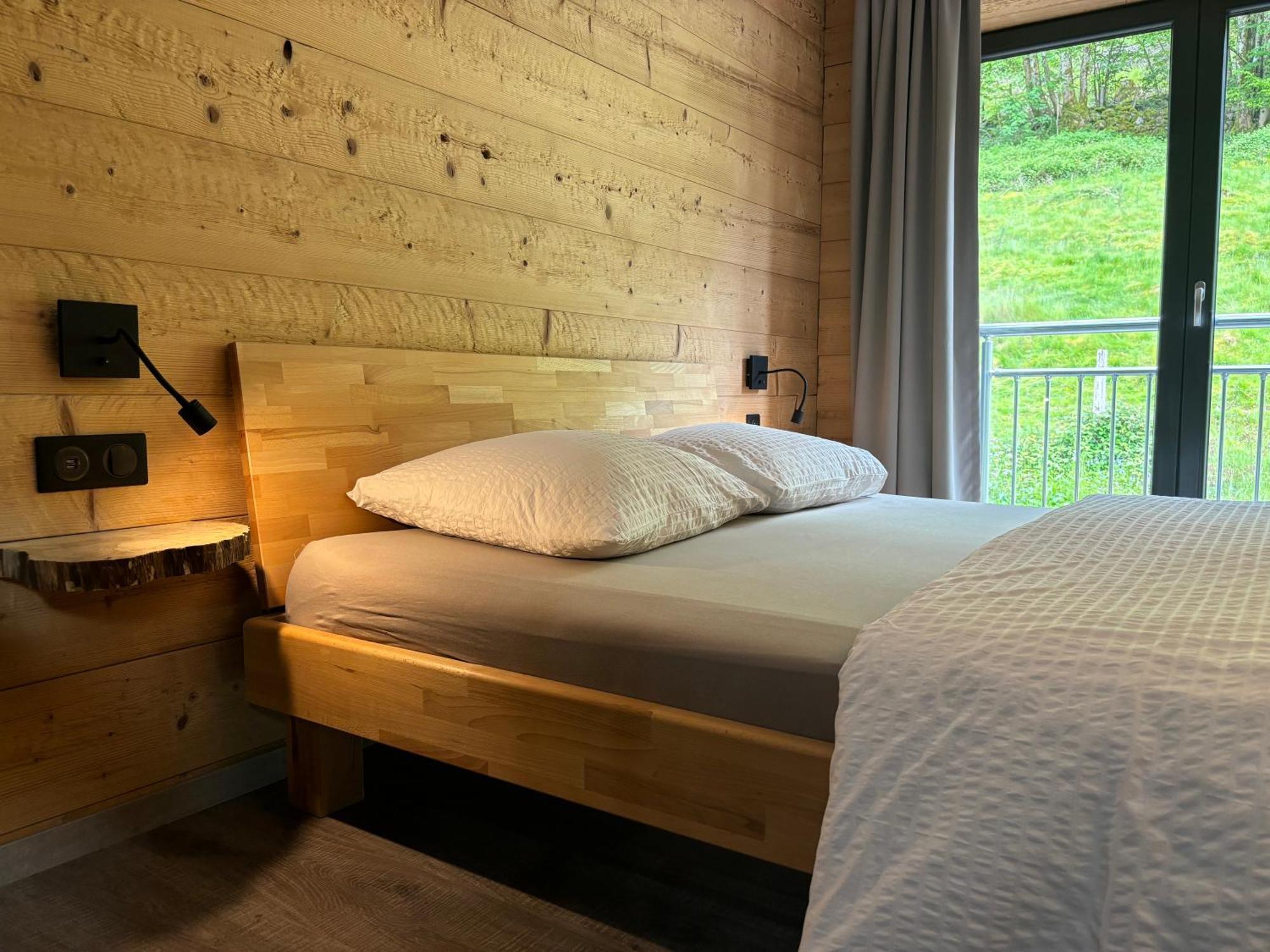 La Ferme De Rochesson, Jacuzzis & Piscine Commune 外观 照片