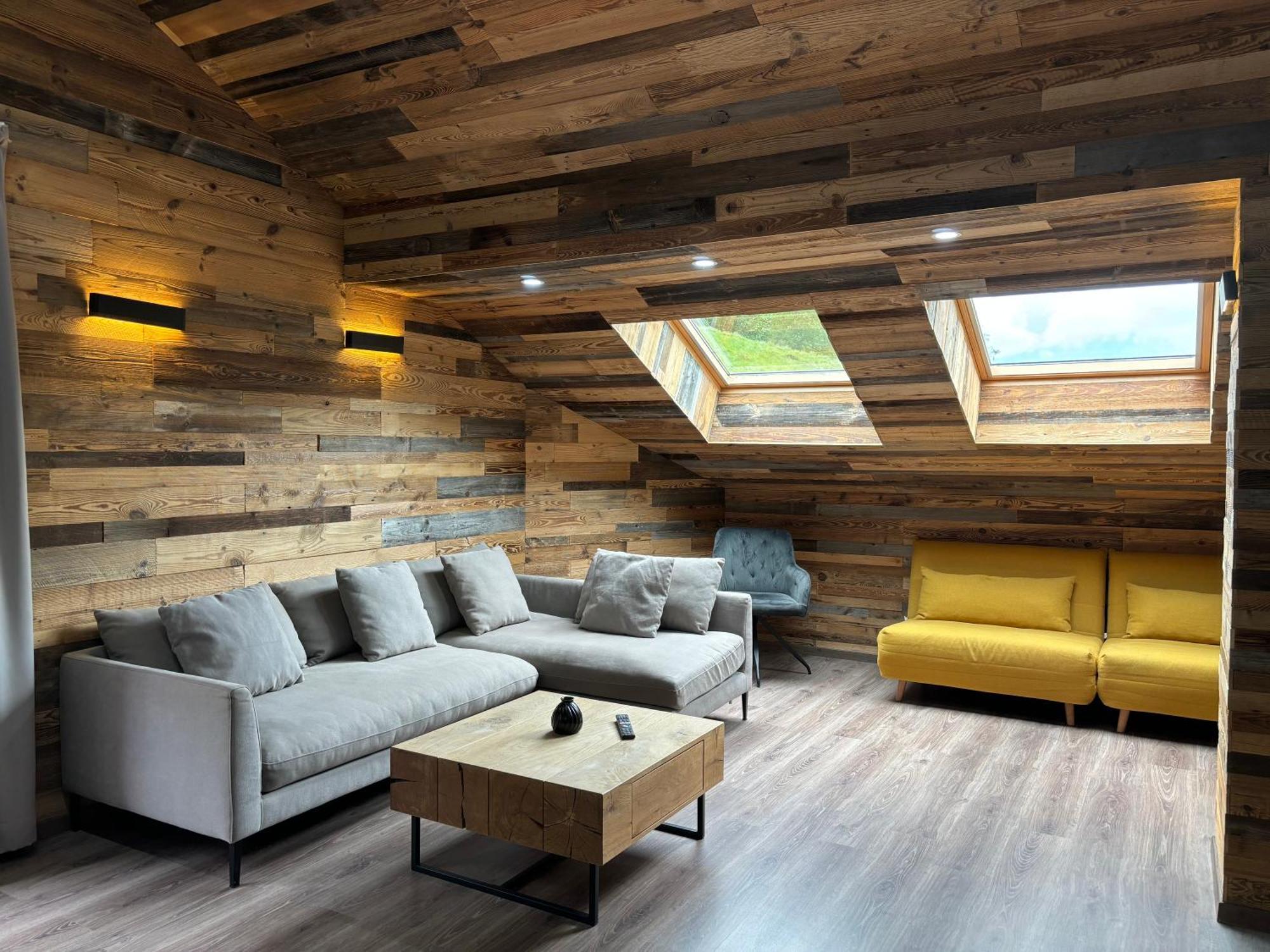 La Ferme De Rochesson, Jacuzzis & Piscine Commune 外观 照片